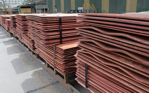 IPP de Industrias decrece interanualmente un 4,3% en abril impulsado por la minería