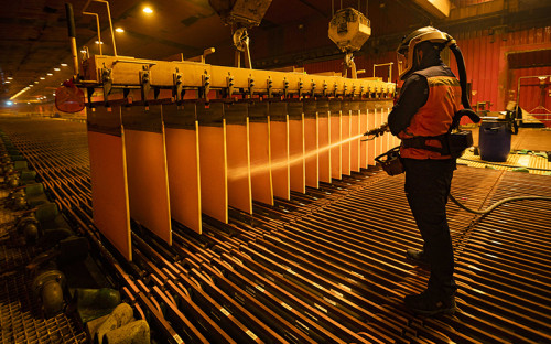 Informe de Cochilco: Precio del cobre ha experimentado una tendencia decreciente en los últimos meses