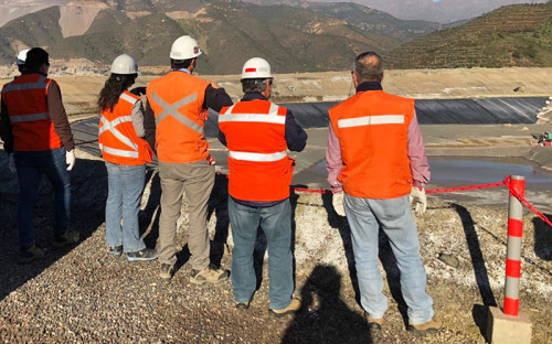 Enami visita mina El Soldado de Anglo American para conocer nuevo método de disposición de relaves