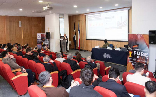 Instituto de Ingenieros de Minas concluye seminario de Fundiciones y Refinerías