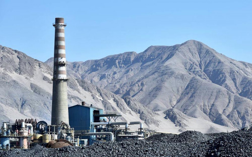 Autoridades de Atacama llegan a La Moneda para evitar cierre de la Fundición Hernán Videla Lira