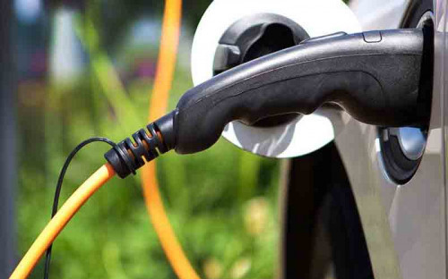Entra en vigencia nuevo estándar de eficiencia energética para vehículos livianos