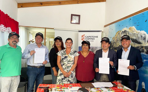 Capstone Copper Chile firma acuerdo para la entrega de agua desalada a comunidades costeras de la Región de Atacama