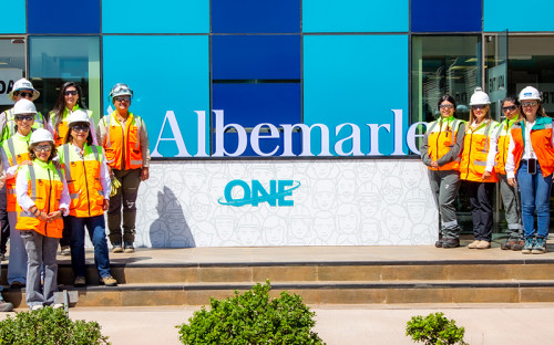 Albemarle y Women in Mining Chile firman convenio estratégico para potenciar la inclusión de la mujer en la industria