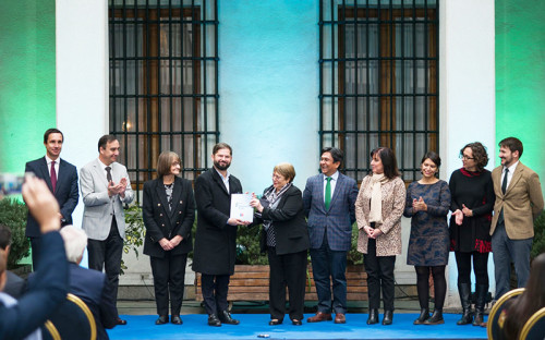 Presentan las 81 medidas para implementar la industria del hidrógeno verde en el país