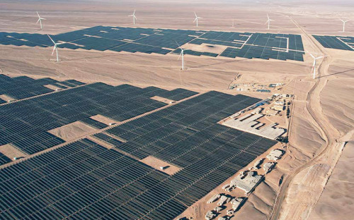 Enel Chile inicia la operación comercial de su mayor proyecto híbrido en la Región de Antofagasta
