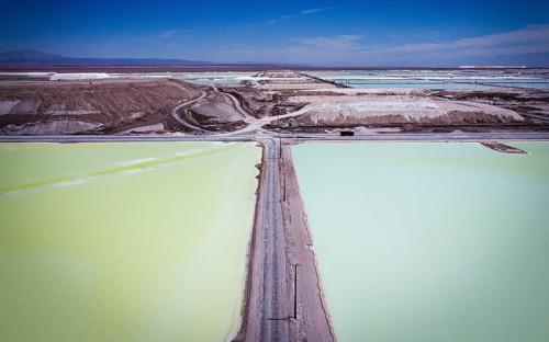 Comisión de Minería y Energía debate proyecto que deroga la no concesibilidad del litio