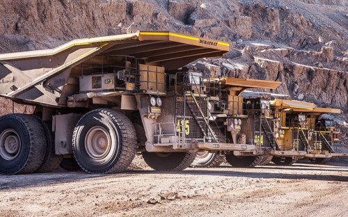 Actividad económica nacional crece un 0,1% en junio empujada por la minería