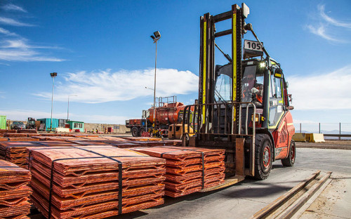 Minería lidera el crecimiento de las exportaciones de Chile entre enero-agosto de 2024