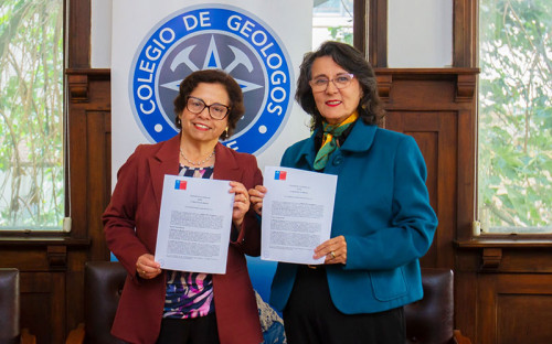 Ministerio de Minería y Colegio de Geólogos de Chile firman convenio de colaboración