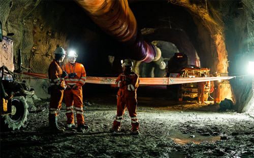 Enaex y Normet firman un acuerdo de colaboración para el desarrollo de soluciones piloto innovadoras en minería subterránea