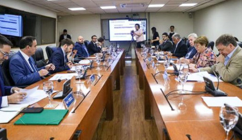 Comité Estratégico de Hidrógeno Verde se reunió para conocer avances y próximos hitos para el desarrollo de la industria