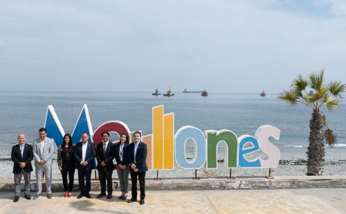 Firman acuerdo en Mejillones para evitar la descarga de aguas servidas al mar y aprovecharlas para la producción de amoníaco verde