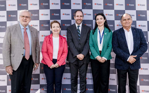 Codelco y Enaex sellan acuerdo pionero en la industria para el uso de explosivos producidos con una baja huella de carbono