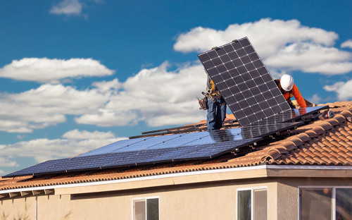 Instalación de paneles solares en hogares chilenos se cuadruplica en los últimos cuatro meses