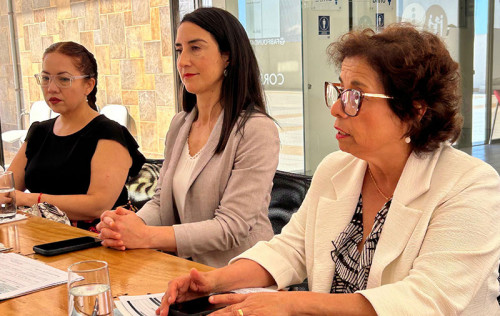 Ministra Williams lidera Mesa de Pequeña Minería en su visita a la Región de Antofagasta