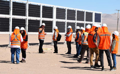Expertos se reúnen en el norte del país para abordar los principales desafíos de la tecnología fotovoltaica bifacial