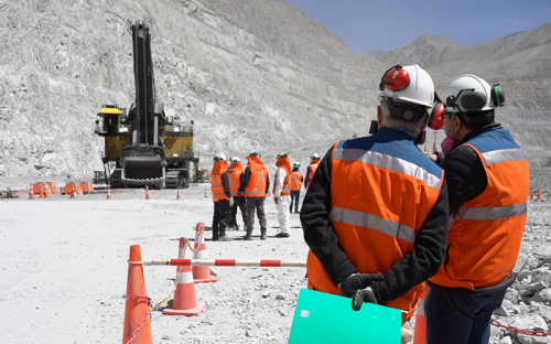 Antofagasta Minerals solicitó autorización para completar estudios geológicos del yacimiento Cachorro