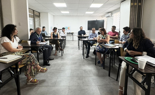 Enami y Corfo se reúnen en primera mesa de trabajo para impulsar iniciativas de innovación y transferencia tecnológica