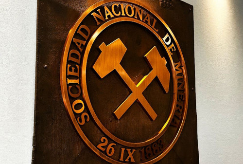Sonami entregó propuesta de modernización del modelo de negocio de Enami a la ministra de Minería