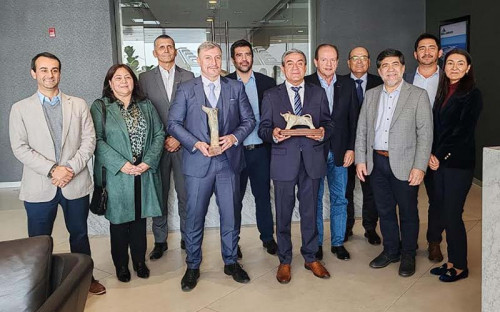 Ejecutivos de Collahuasi fueron reconocidos por su contribución a la innovación minera