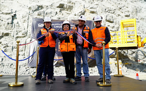 CMP inaugura túnel clave para la primera mina subterránea de hierro en Chile