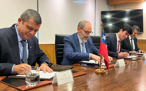 Codelco y Universidad Técnica Federico Santa María firman convenio de desarrollo tecnológico