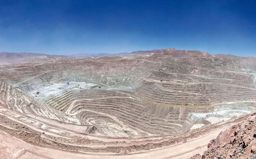 Chile comparte experiencia en evaluación de proyectos de cobre a cielo abierto en mesa técnica de REDLASEIA