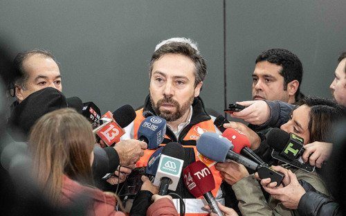 Labores de rescate continúan en la mina El Teniente para encontrar a los cinco mineros atrapados