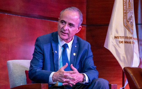 Perú lanzará en noviembre plan minero de US$ 250 millones junto al Banco Mundial