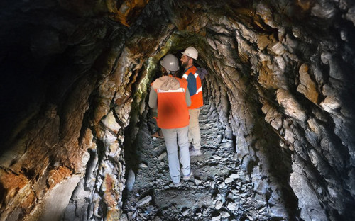 Enami expondrá su cartera de prospectos mineros con alto potencial en Fexmin 2025
