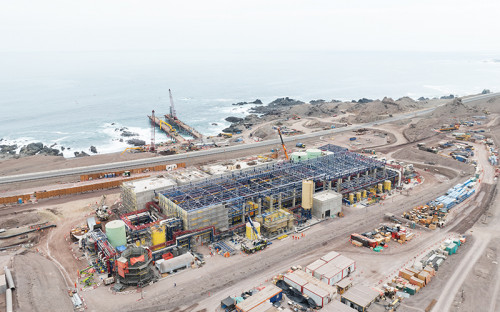 Desaladora del Distrito Norte de Codelco alcanza 83% de avance y se alista para operar en 2026