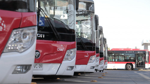 Estudio confirma avances de Chile en cuanto a electromovilidad: tiene la mayor flota de buses eléctricos en América Latina y el Caribe