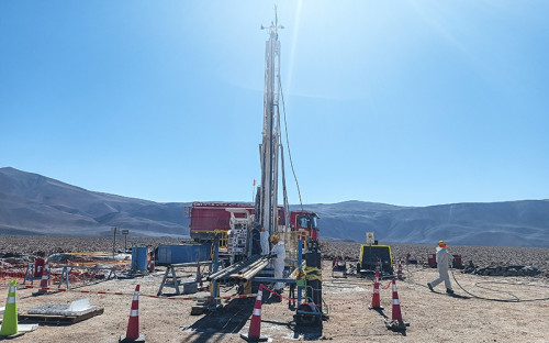 CChEN autoriza cuota de litio de 545 mil toneladas a Enami con posibilidad de ampliarla a 1.220.000 toneladas métricas