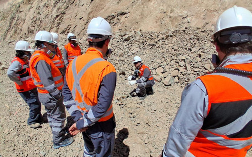 Expertos destacaron la gestión minera y los avances geotécnicos de División Gabriela Mistral