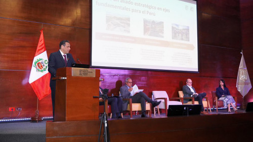 IIMP propone silencio administrativo positivo y trámites automáticos para destrabar inversiones en Perú