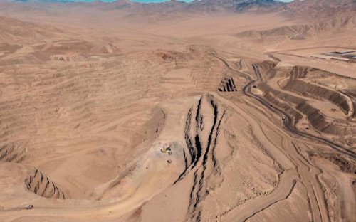 Mantoverde hace nueva oferta al Sindicato N°2 con bono de cierre de negociación por $15 millones