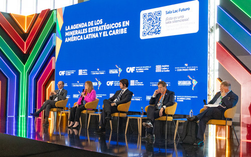 Sonami posiciona la agenda minera de Chile en el Foro CAF en Panamá con foco en minerales estratégicos