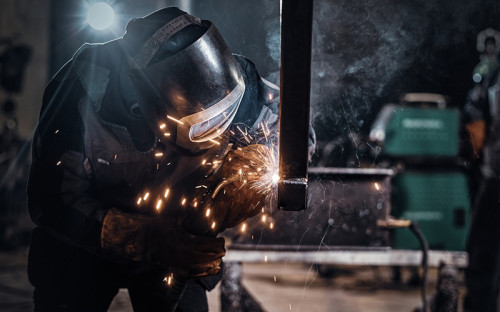 Industria metalúrgica metalmecánica crece 1,8% en 2025 y profundiza rezago frente al crecimiento nacional