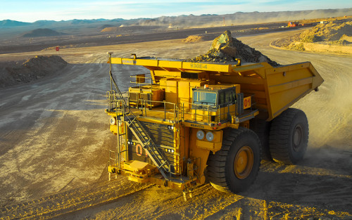 Exportaciones del sector minero crecen 12,1% y sostienen máximo histórico del intercambio comercial en enero