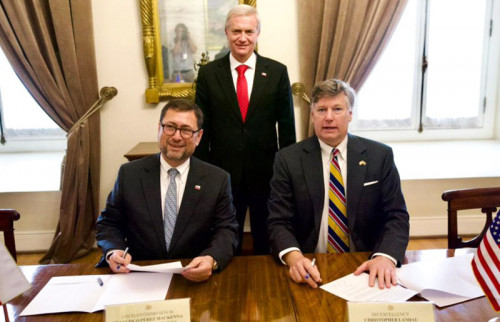 Chile y Estados Unidos firman declaración conjunta sobre minerales críticos y tierras raras