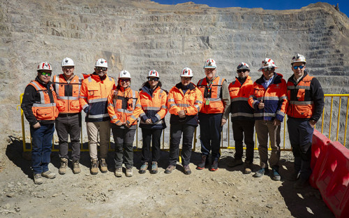 Codelco recibe a contralora general en División Andina por plan minero conjunto con Anglo American