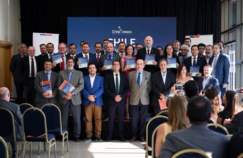 Chile promocionará por primera vez proyectos de inversión de litio en feria minera en Canadá