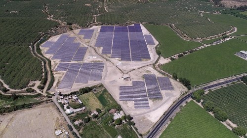 Building Energy inaugura parque fotovoltaico Queule