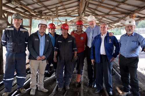 Ministerio de Minería entrega equipamiento de seguridad a pequeños mineros de la Región del Biobío