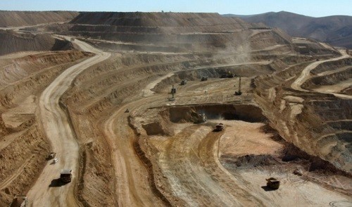 Sumitomo oficializa ingreso a la propiedad del proyecto minero Quebrada Blanca II