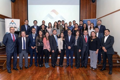 Minera Antucoya lanza iniciativa pionera que podría flexibilizar los turnos mineros