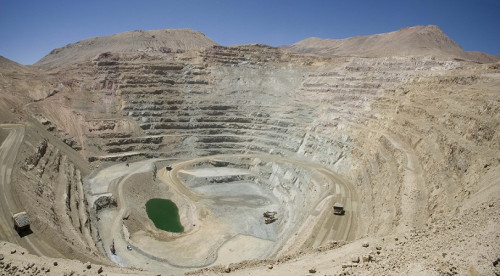 Expertos chilenos y extranjeros abordan innovador método de explotación de minería subterránea