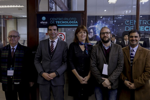 Programa Eleva inaugura Centro Piloto de Tecnología para impulsar proceso ágiles y efectivos de aprendizaje en estudiantes TP