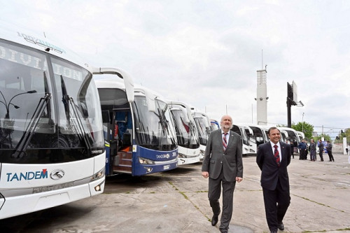 Presentan flota de buses que se incorporarán a faenas mineras